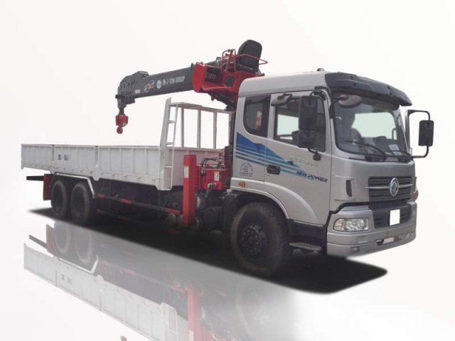 Xe Cẩu Dongfeng Trường Giang 3 Chân 10 Tấn Gắn Cẩu Atom736