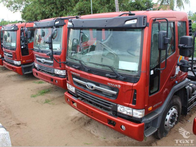 Xe Đầu Kéo Daewoo 2 Cầu 420Ps V3TVF