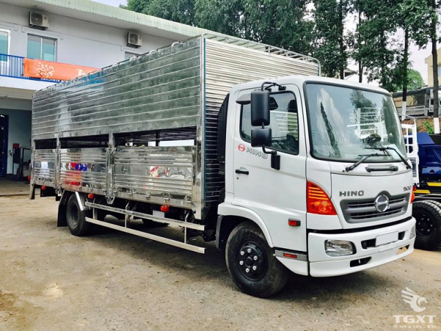 Xe Tải Chở Gia Súc Hino FC9JNTA 3T4