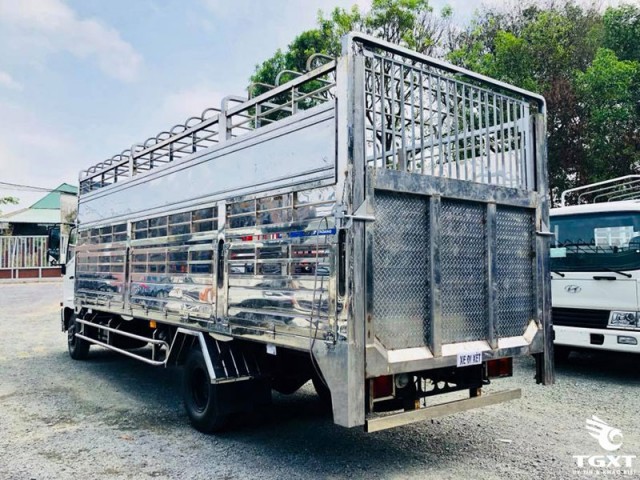 Xe Tải Hino FC9JJTA 5T5 Thùng Chở Heo - Ảnh 4
