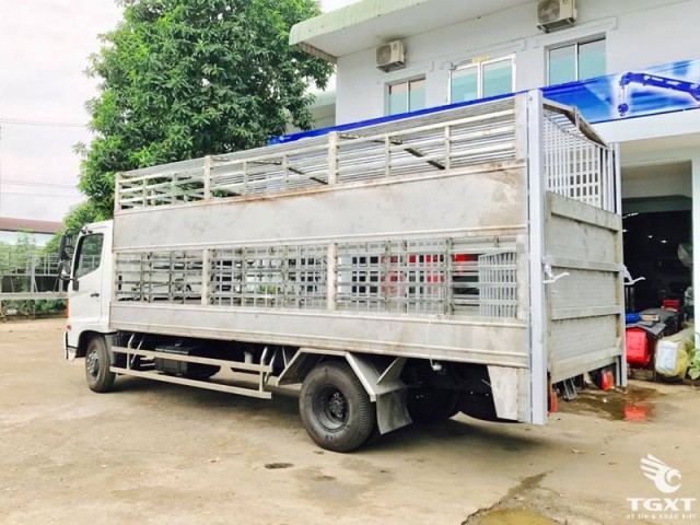 Xe Tải Chở Gia Súc Hino FC9JNTA 3T4 - Ảnh 3