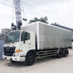 Xe Tải Hino FM8JW8A 15 Tấn Thùng Kín