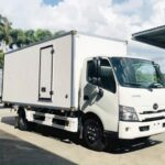 Xe Tải Hino XZU710L Euro 5 2.5 Tấn Thùng Bảo Ôn