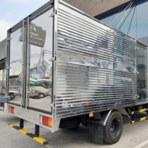 Alternative view of Xe Tải Hyundai Mighty W11S 7 Tấn Thùng Kín
