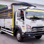 Xe Tải Isuzu FRR90NE5 6 Tấn Thùng Bạt Bửng Nâng