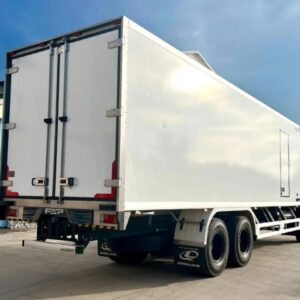 Alternative view of Xe Tải Isuzu FVM60WE5 14.5 Tấn Thùng Bảo Ôn