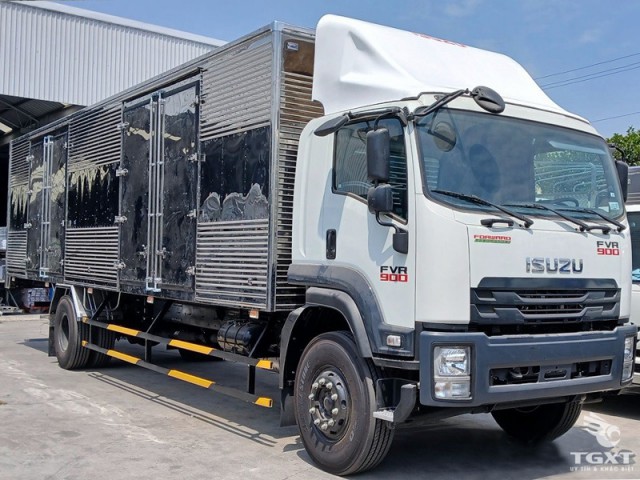Xe Tải Isuzu FVR34VE5 7 Tấn Thùng Chở Pallet Chứa Cấu Kiện Điện Tử