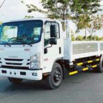 Xe Tải Isuzu NQR75ME5 5.5 Tấn Thùng Lửng