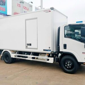 Alternative view of Xe Tải Isuzu NQR75ME5 5 Tấn Thùng Bảo ôn