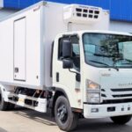 Xe Tải Isuzu NQR75ME5 5 Tấn Thùng Đông Lạnh