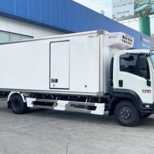 Xe Tải Isuzu FRR90QE5 5 Tấn Thùng Đông Lạnh