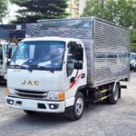 Giá Xe Tải Jac H200 E5 Thùng Kín Tải Trọng 1.9 Tấn