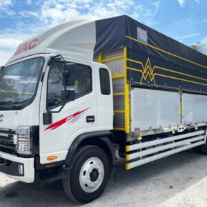 Giá Xe Tải Jac N900 Plus E5 Thùng Bạt Tải Trọng 9 Tấn