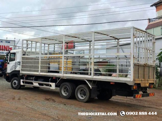 Xe Tải Daewoo 12 Tấn 3 Chân Chở Gia Cầm - Prima