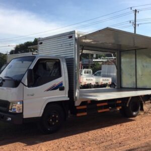 Alternative view of Xe Tải Đô Thành IZ49 2T4 Thùng Kín Gắn Bửng Nâng