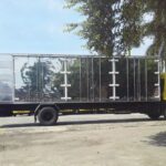 Xe Tải Dongfeng Hoàng Huy 4 Chân Thùng Kín 17 Tấn