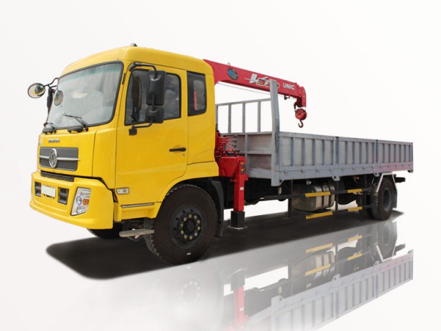 Xe Cẩu Dongfeng B190 7T5 Gắn Cẩu Unic URV345