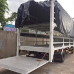 Xe Tải Fuso Canter 4.7LW 1T5 Chở Mô Tô Xe Máy