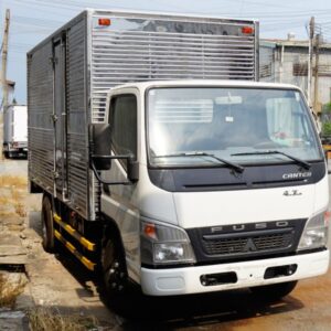 Alternative view of Xe Tải Fuso Canter 4.7LW 1.9 Tấn Thùng Kín