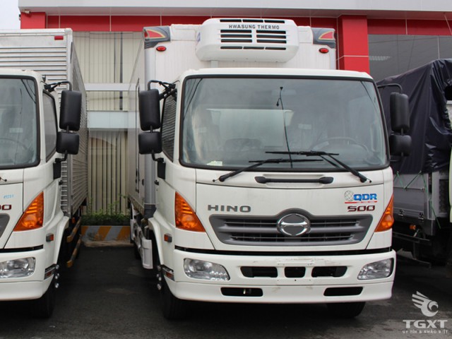 Xe Tải Hino FC9JL7A 6 Tấn Thùng Đông Lạnh
