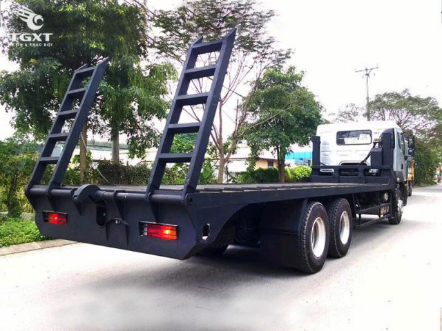 Xe Tải Hino FM 14 Tấn Nâng Đầu Chở Máy Công Trình - Ảnh 2