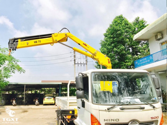 Xe Tải Hino FC 6 Tấn Gắn Cẩu Gấp 3 Tấn Hyva HB70E4 - Ảnh 4