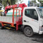 Xe Tải Hino 1T2 XZU650 Gắn Cẩu Unic 3 Tấn URV293