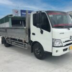 Xe Tải Hino XZU730L Euro 5 5 Tấn Thùng Lửng