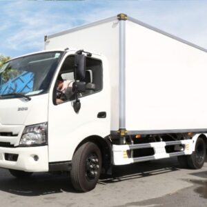 Alternative view of Xe Tải Hino XZU650L 1.9 Tấn Thùng Bảo Ôn