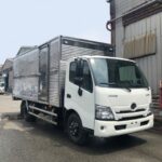 Xe Tải Hino XZU730L Euro 5 5 Tấn Thùng Kín
