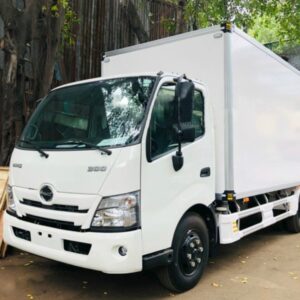 Xe Tải Hino XZU720L 3.5 Tấn Thùng Bảo Ôn