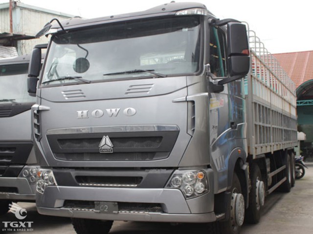 Xe Tải Howo T5G 4 Chân Thùng Mui Bạt 17T99