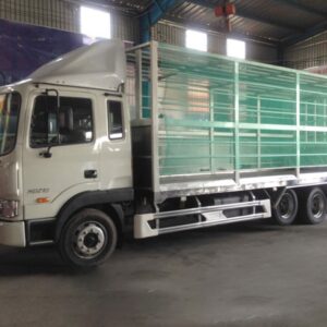 Alternative view of Xe Tải Hyundai HD210 Chở Gia Súc 12T5 3 Chân Rút