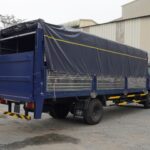 Xe Tải Hyundai HD120SL 8 Tấn Thùng Bạt Bửng Nâng