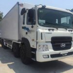 Xe Tải Hyundai HD320 18 Tấn Thùng Bảo Ôn