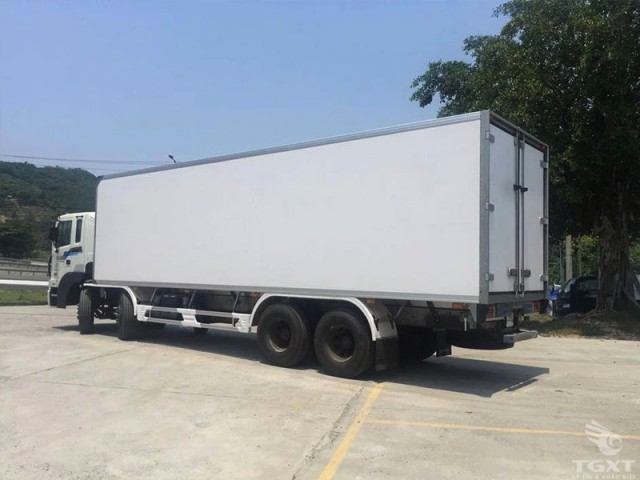 Xe Tải Hyundai HD320 18 Tấn Thùng Bảo Ôn - Ảnh 3