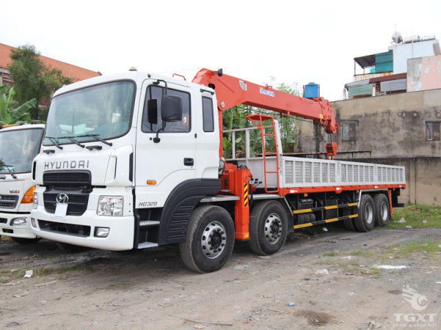 Xe Cẩu Hyundai HD320 11 tấn 4 Chân Gắn Cẩu Kanglim KS2056