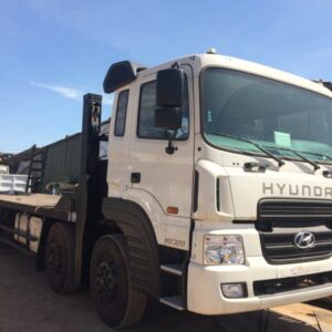 Alternative view of Xe Tải Hyundai HD320 Nâng Đầu Chở Máy Chuyên Dùng