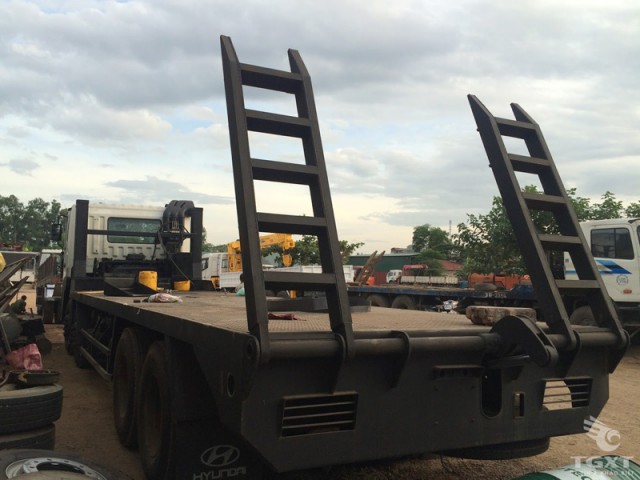 Xe Tải Hyundai HD320 Nâng Đầu Chở Máy Chuyên Dùng - Ảnh 3