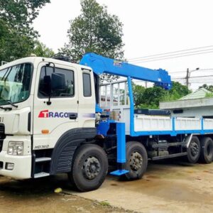 Alternative view of Xe Cẩu Hyundai 14 Tấn 5 Chân Gắn Cẩu Dongyang 10 Tấn 5 Khúc