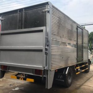 Alternative view of Xe Tải Hyundai New Mighty N250SL 2T5 Thùng Kín Gắn Bửng Nâng
