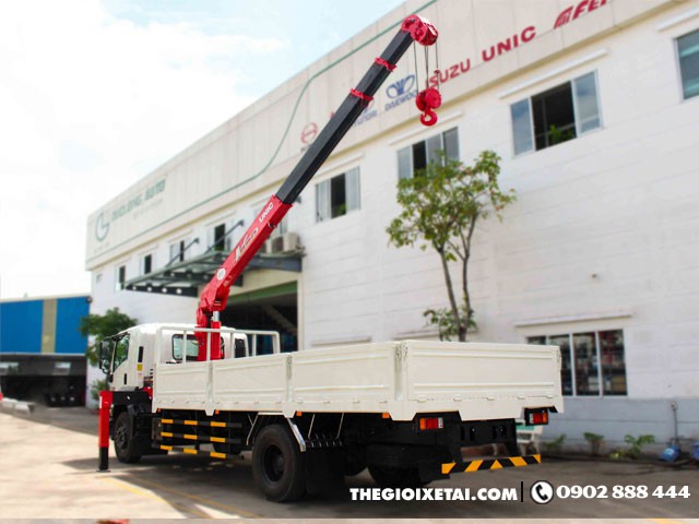 Xe Tải Isuzu 6T4 FVR34Q Gắn Cẩu Unic 5 Tấn 4 Khúc - Ảnh 3