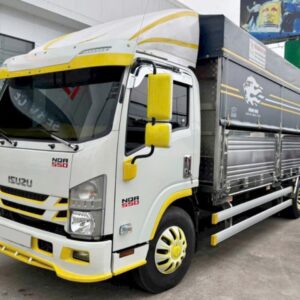 Xe Tải Isuzu NQR75ME5 5.5 Tấn Thùng Bạt