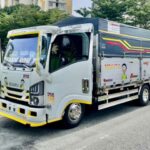 Xe Tải Isuzu QMR77HE5 2.5 Tấn Thùng Bạt