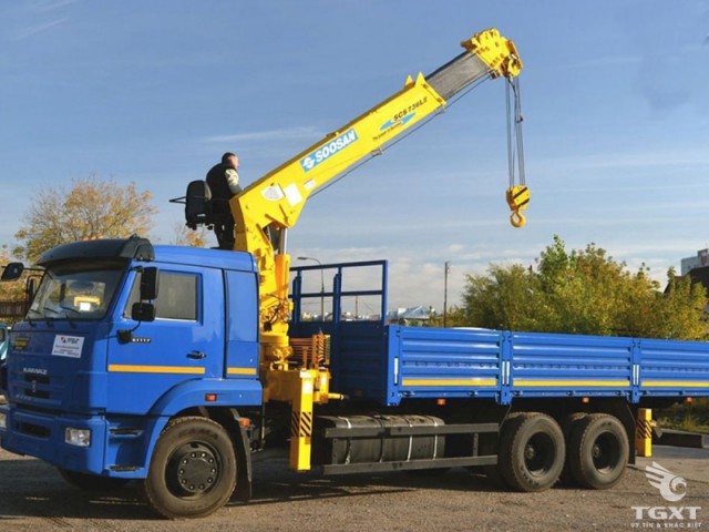 Xe Tải Kamaz 10 Tấn Gắn Cẩu Soosan 7 Tấn 6 Khúc SCS746L - Ảnh 2