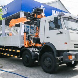 Xe Tải Kamaz 4 Chân 15 Tấn Gắn Cẩu Dinex 4 Tấn 6 Khúc