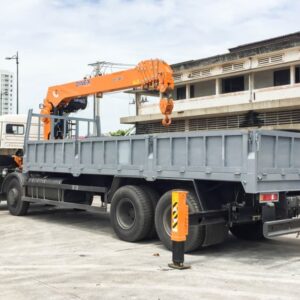 Alternative view of Xe Tải Kamaz 4 Chân 15 Tấn Gắn Cẩu Dinex 4 Tấn 6 Khúc