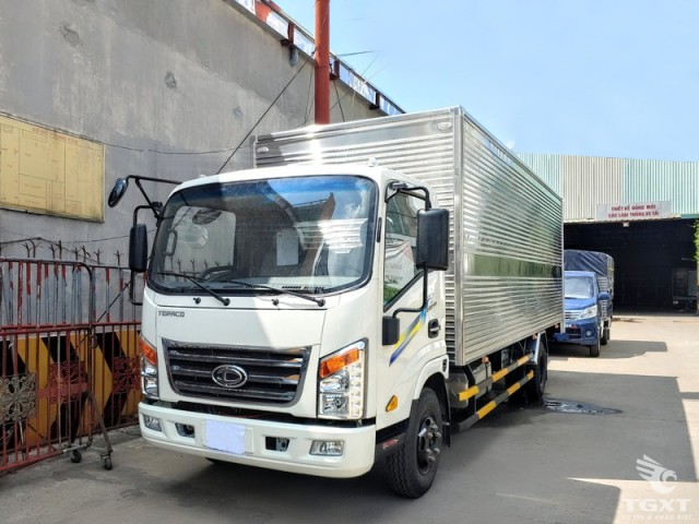 Giá Xe Tải Teraco Tera 190SL E5 1.9 Tấn Thùng Kín Dài 6m2