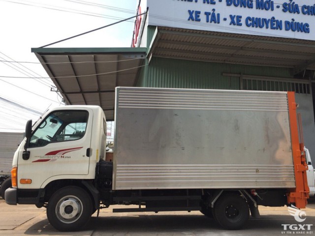 Xe Tải Hyundai New Mighty N250 2T4 Thùng Kín Gắn Bửng Nâng - Ảnh 3