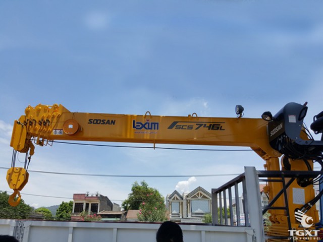 Xe Cẩu Veam VT1100 8 Tấn Gắn Cẩu Soosan SCS746L 7 Tấn 6 Khúc - Ảnh 3